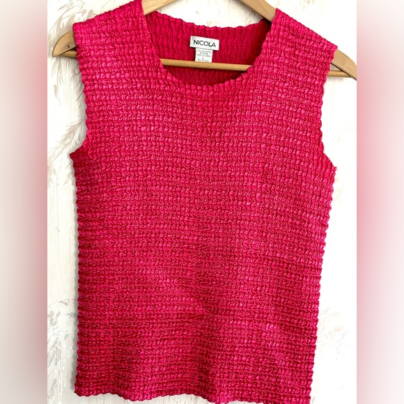 Nicola Bright Pink Crinkle Stretch Sleeveless Tank Large - Picture 4 of 6